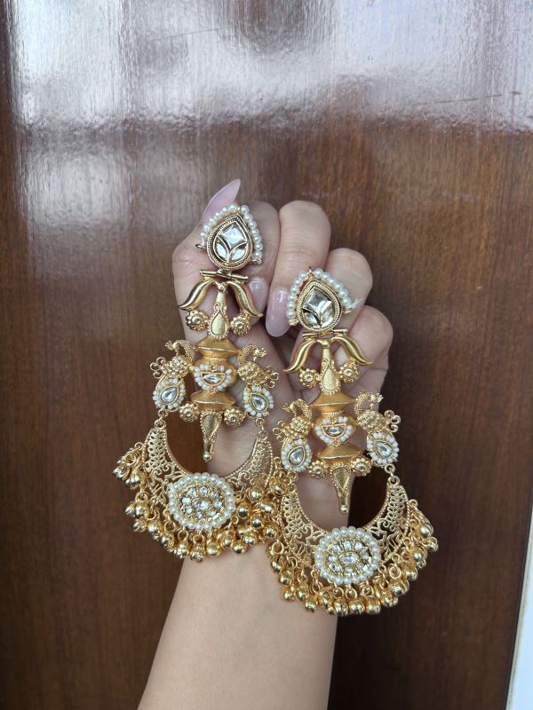 Zohrani Earrings 